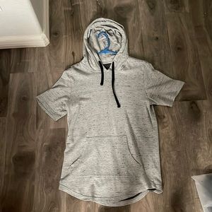 Short sleeve hoodie